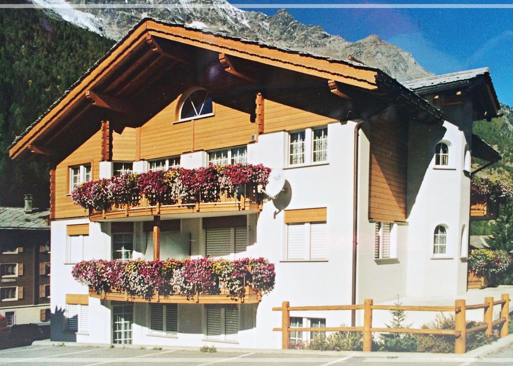 Casa Stella Saas-Grund Exterior foto